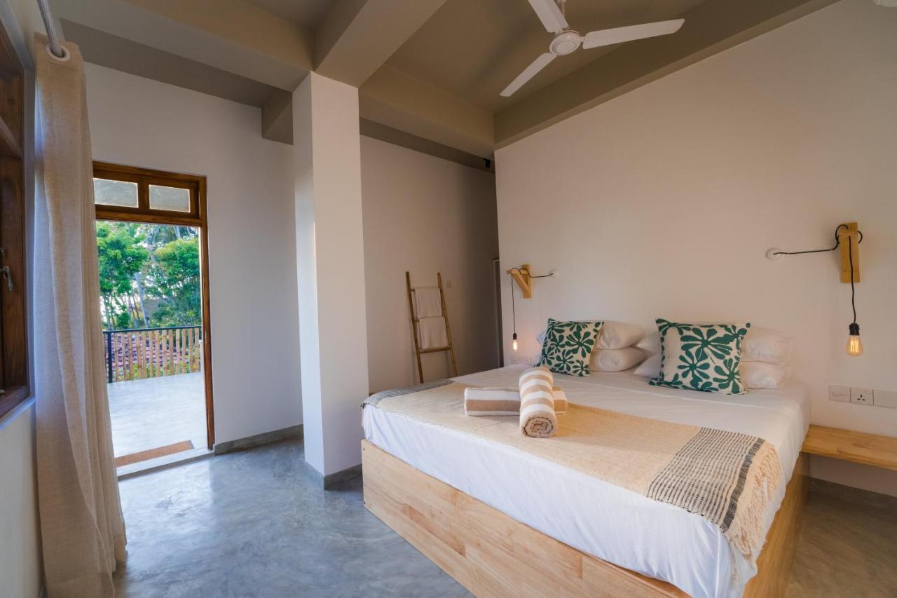 Bombora Hiriketiya Hotel Zuid-Dikwella Buitenkant foto